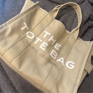Marc Jacobs Medium Tote Bag